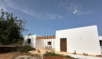 Resa Estates Ibiza finca te te koop for sale santa Gertrudis  11.jpg